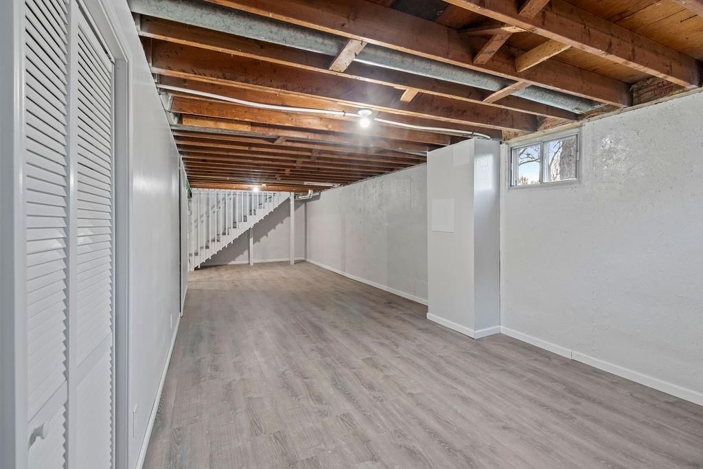 607 W Colonel Drive — photo 24