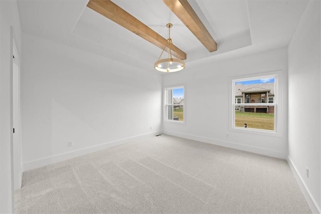 827 NE Algonquin Street — photo 18