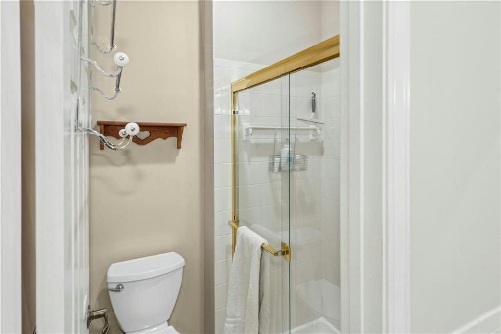 151 Pointe Drive — photo 12