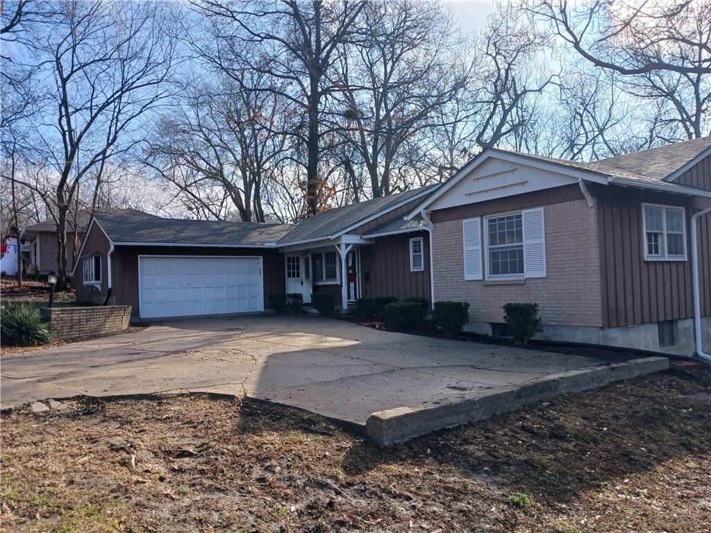 7613 E Gregory Boulevard — photo 2