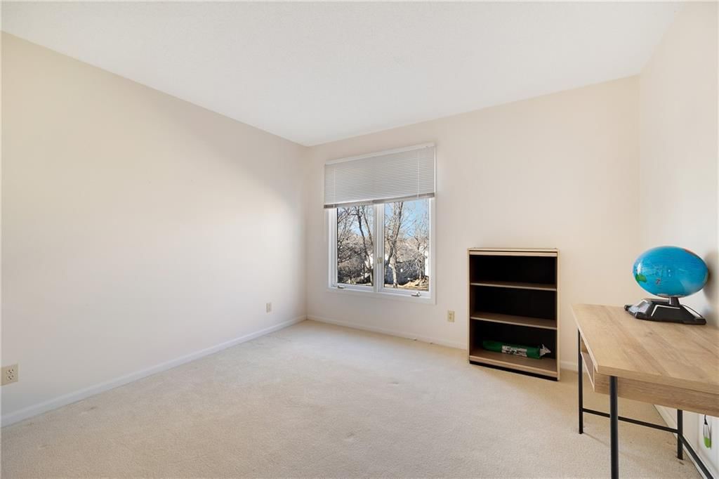 129 NE Edgewater Drive — photo 47