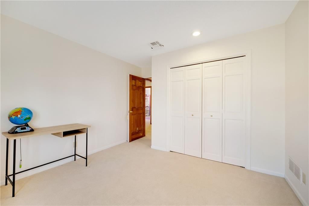 129 NE Edgewater Drive — photo 48