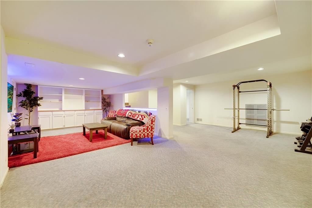 129 NE Edgewater Drive — photo 49