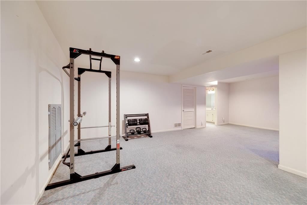 129 NE Edgewater Drive — photo 54