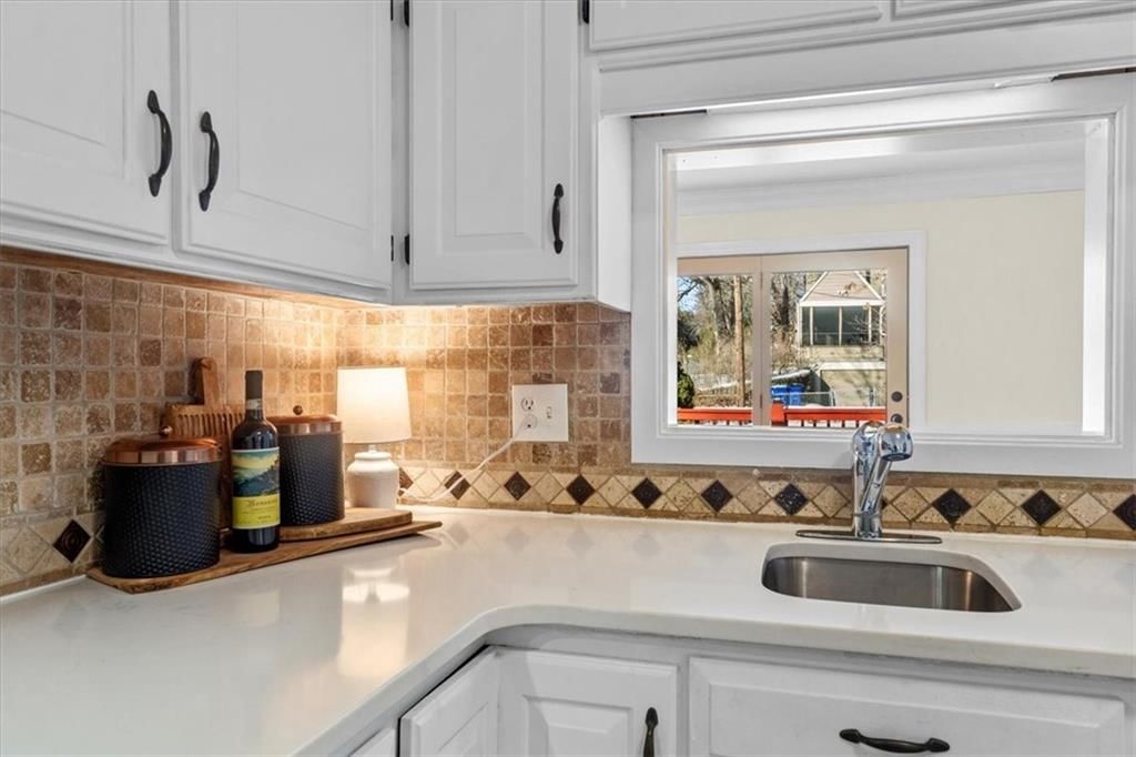8616 W 61st Street — photo 13