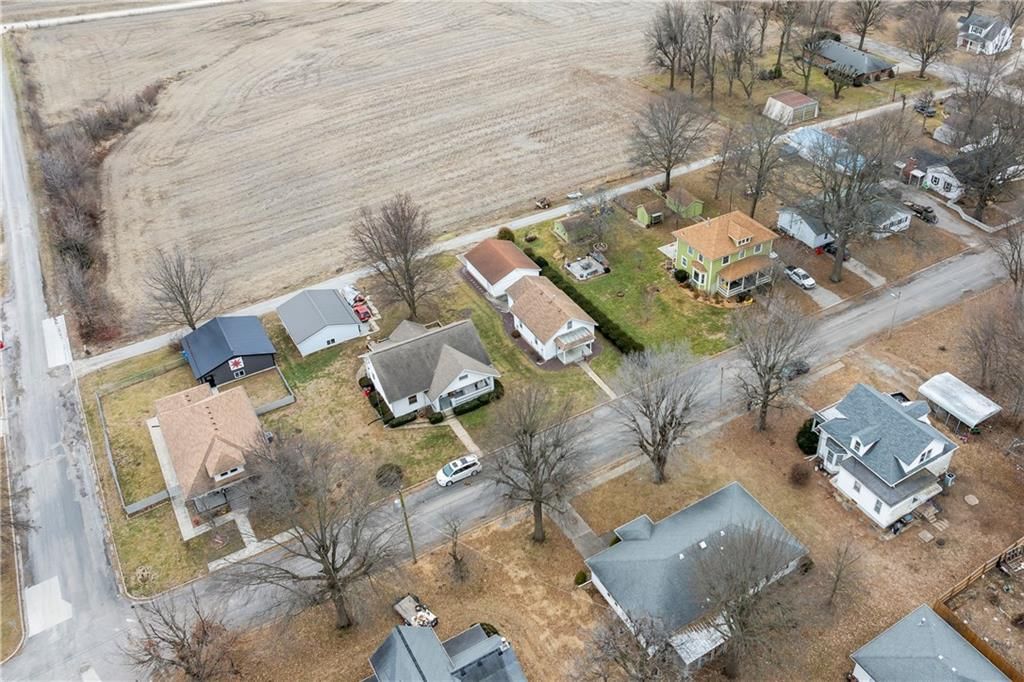 206 W Clara Avenue — photo 29