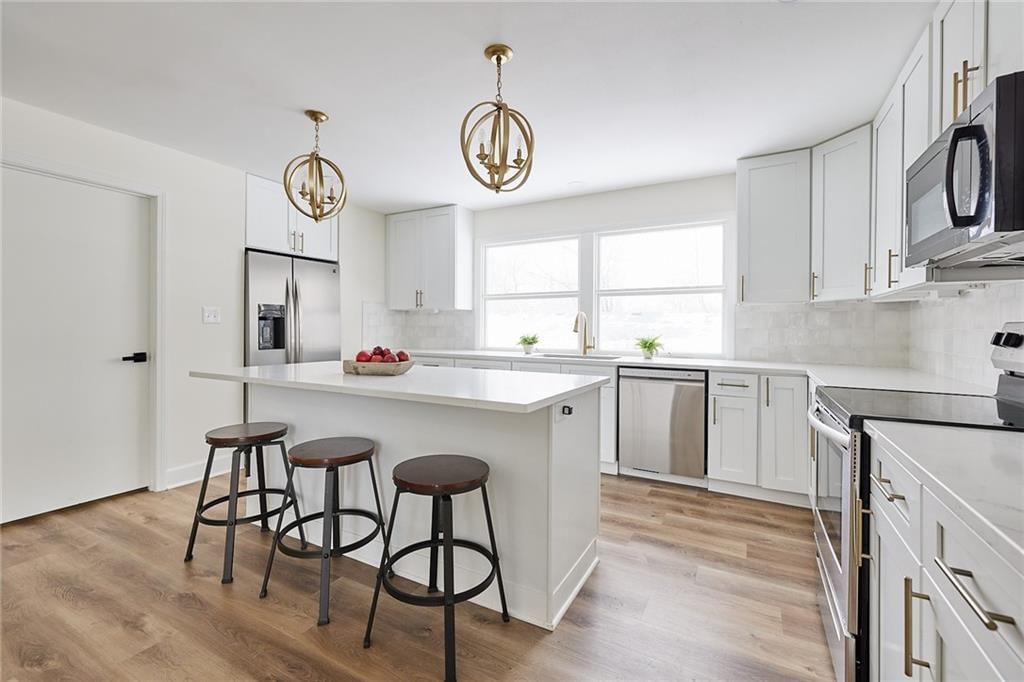 5924 W 87th Terrace — photo 12