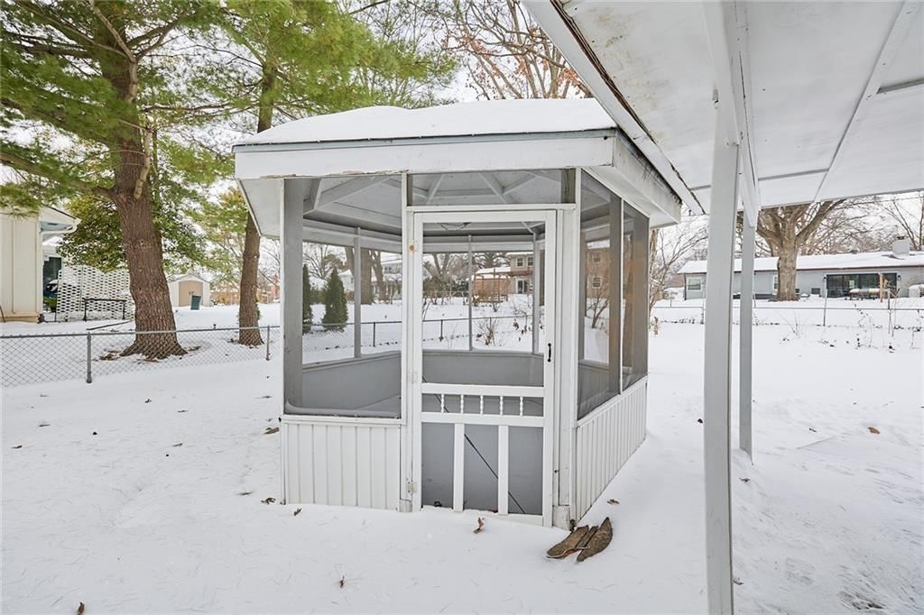 5924 W 87th Terrace — photo 35