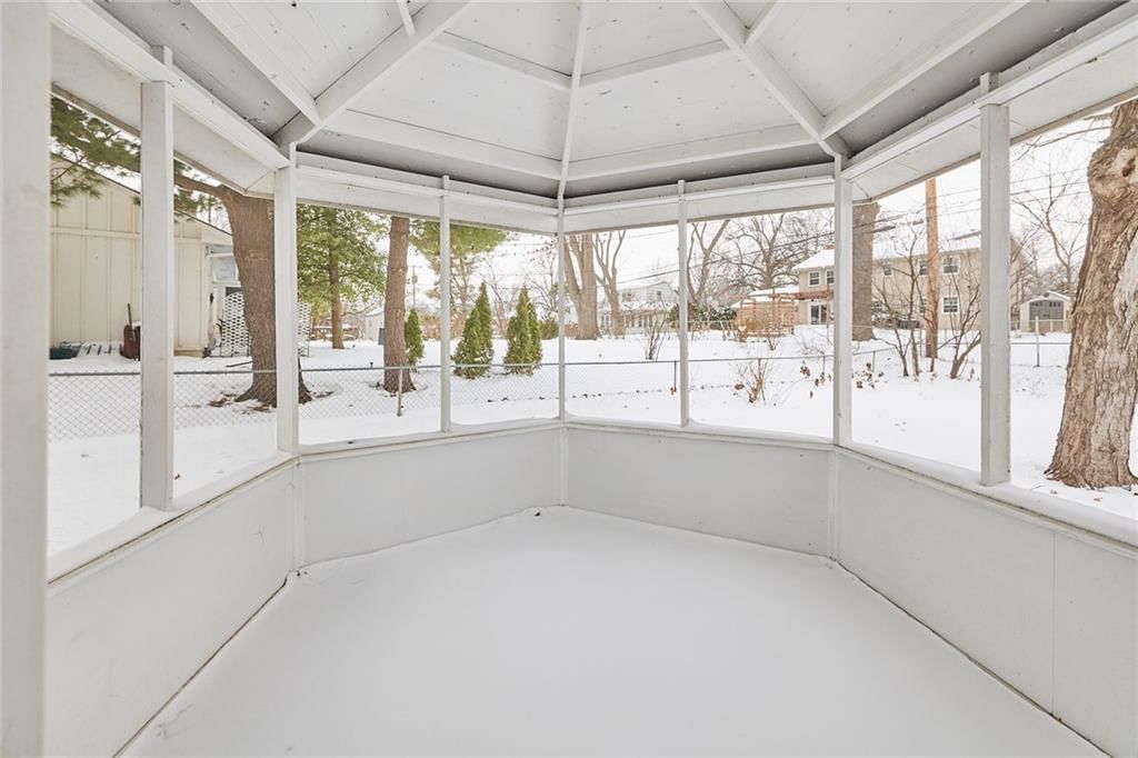 5924 W 87th Terrace — photo 36