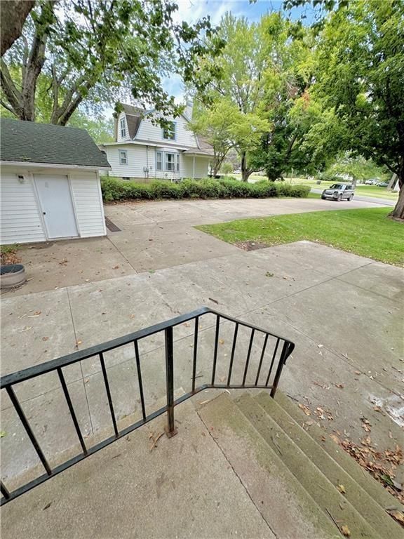 610 Prather Avenue — photo 26