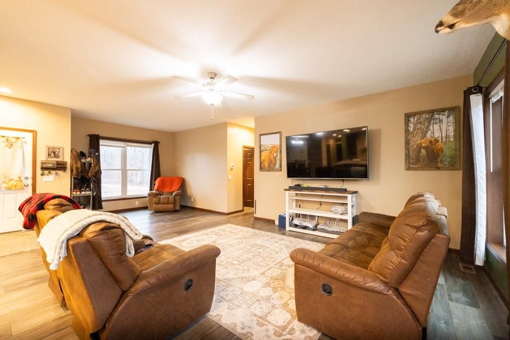 37572 White Rock Avenue — photo 56