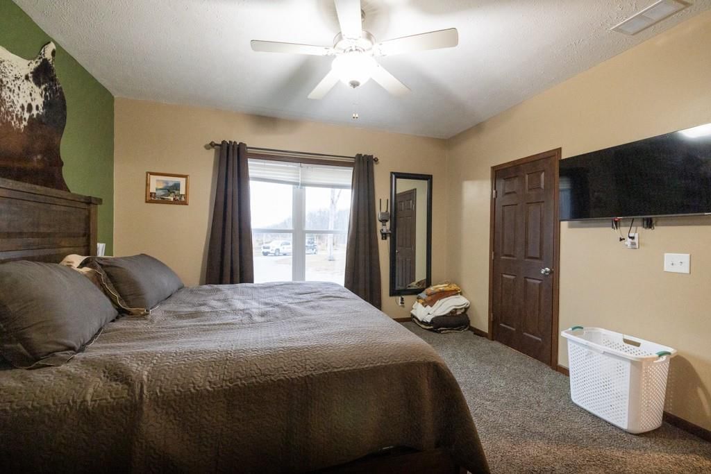 37572 White Rock Avenue — photo 71