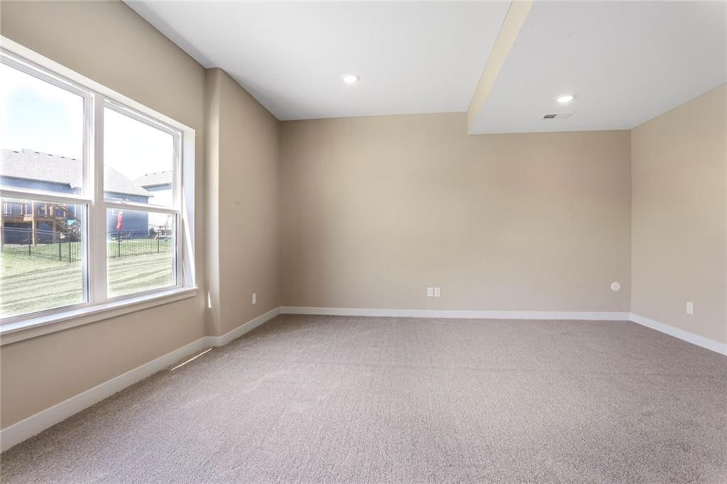 16139 Ryan Circle — photo 13
