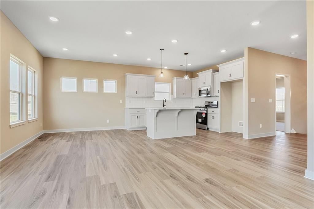16139 Ryan Circle — photo 3
