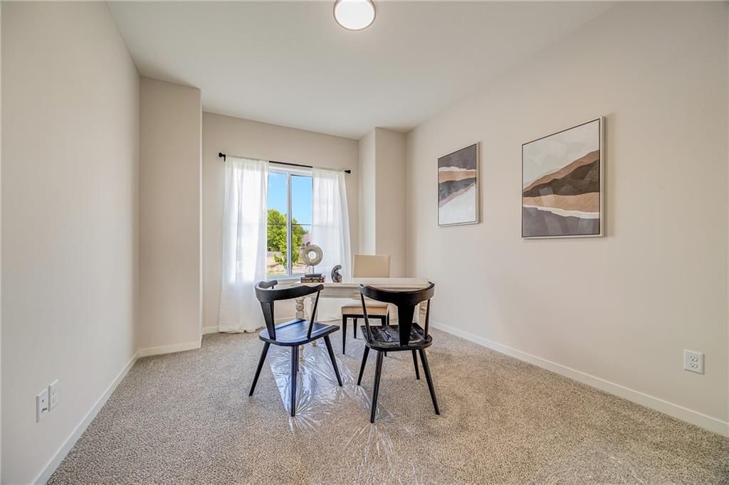 2361 NE Colonnade Avenue — photo 11