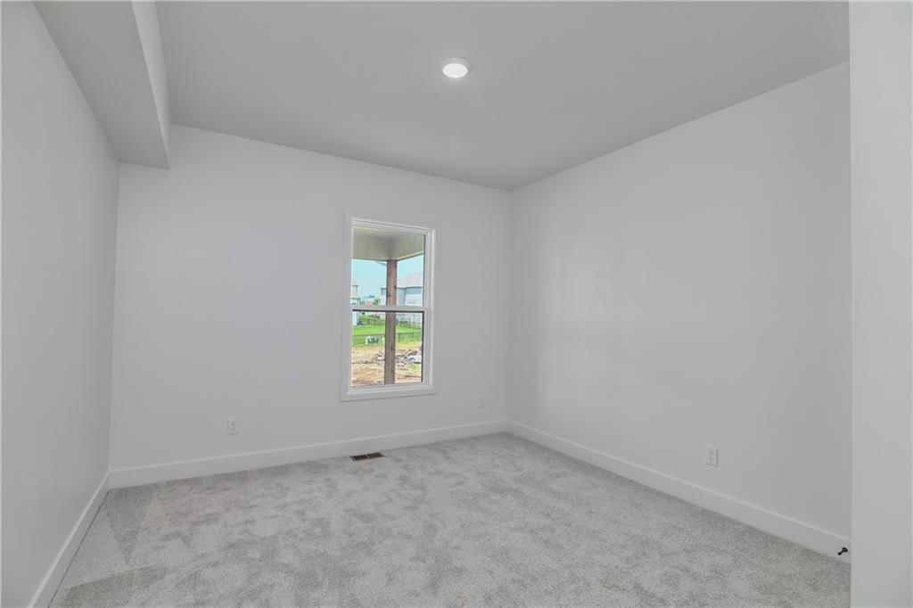 5846 McCormick Drive — photo 15