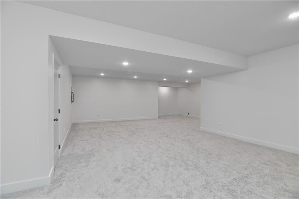 5846 McCormick Drive — photo 35