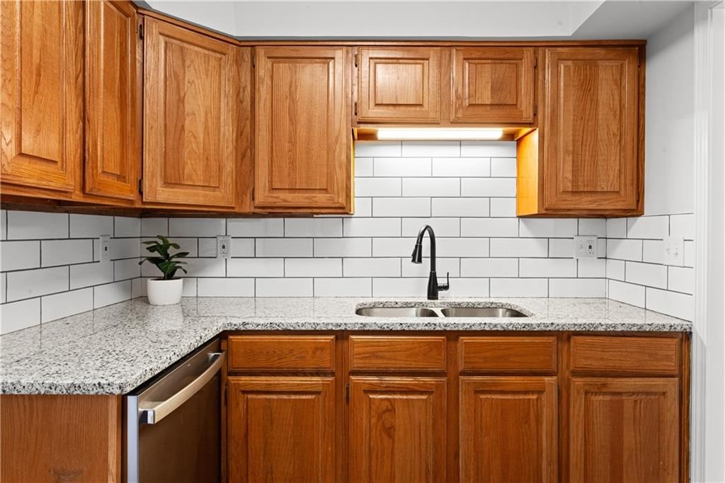4005 Crysler Avenue — photo 7