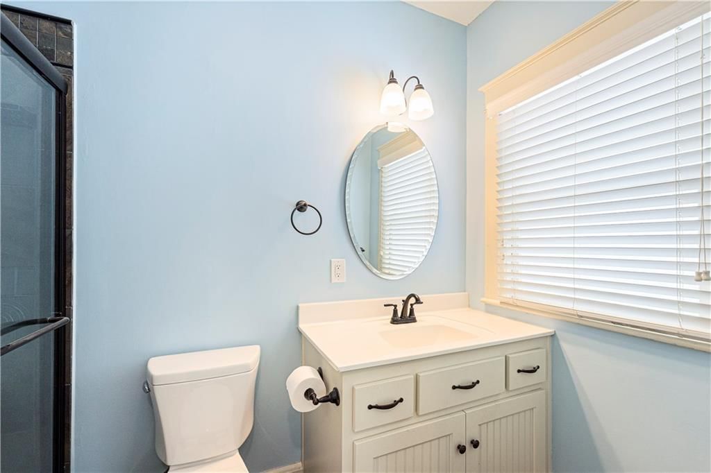 430 E Kansas Street — photo 15