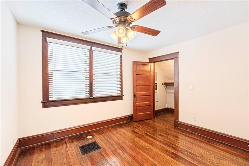 430 E Kansas Street — photo 23
