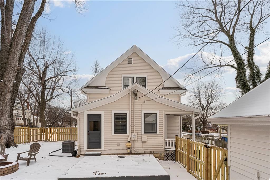 430 E Kansas Street — photo 30