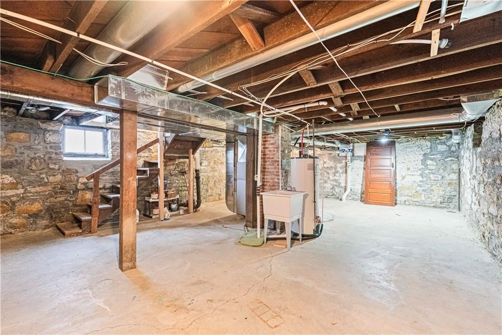 430 E Kansas Street — photo 41