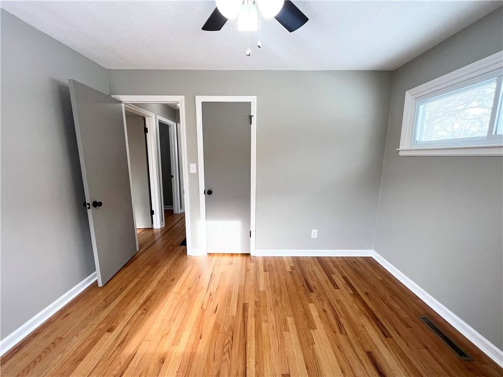 7404 Elm Avenue — photo 10