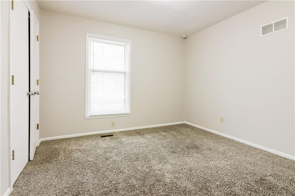 14609 S Locust Street — photo 12