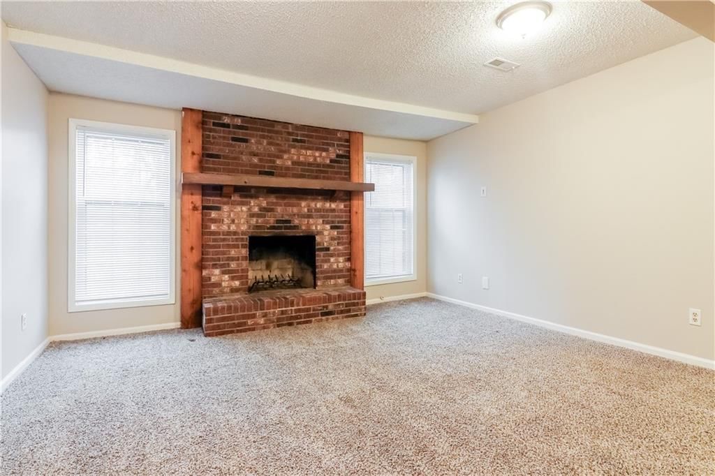 14609 S Locust Street — photo 5