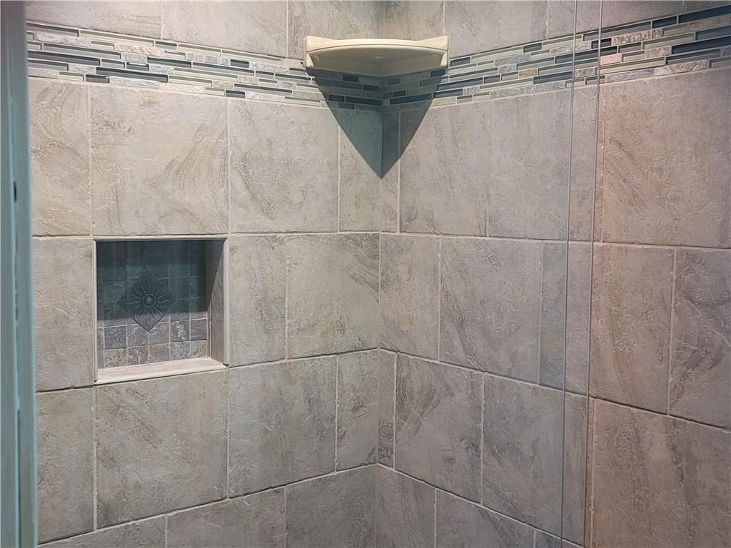 10504 BARTON Street — photo 11