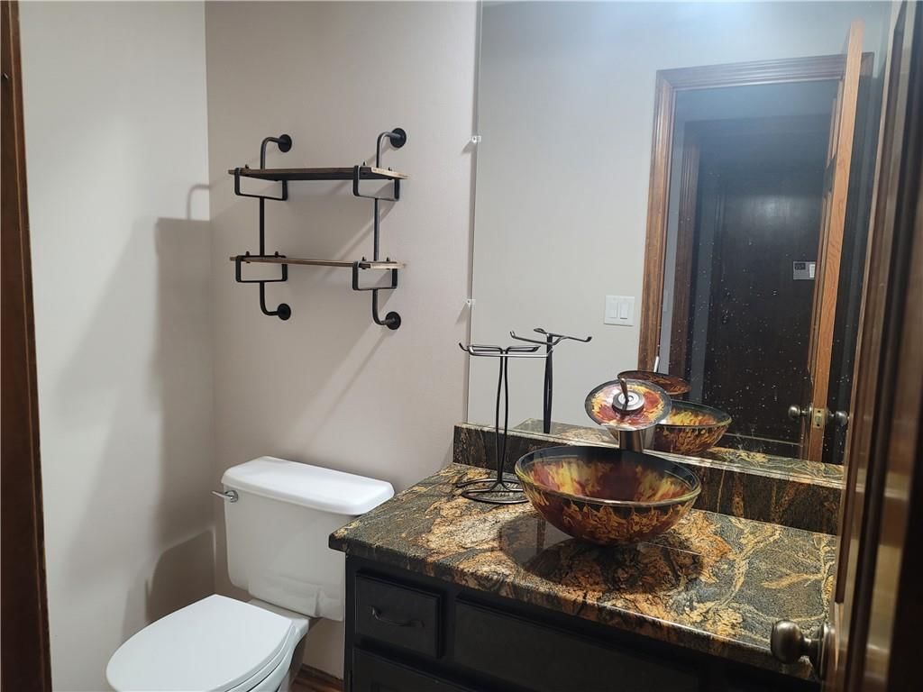 10504 BARTON Street — photo 13