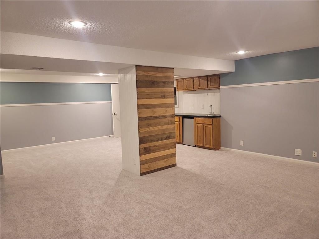 10504 BARTON Street — photo 14