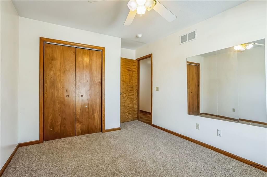 2617 Buehler Avenue — photo 12
