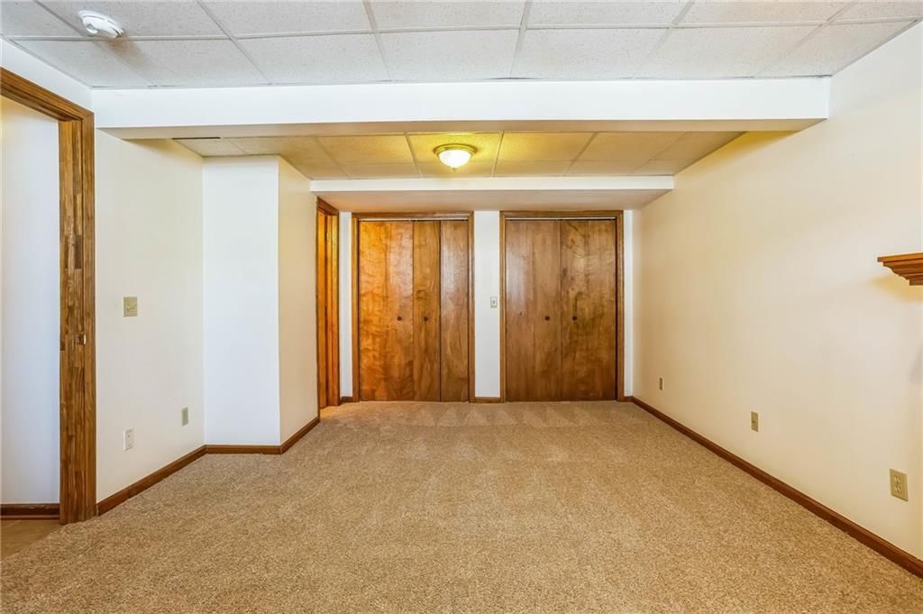 2617 Buehler Avenue — photo 16