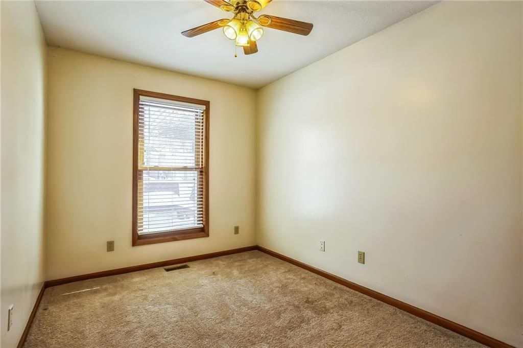 2617 Buehler Avenue — photo 31