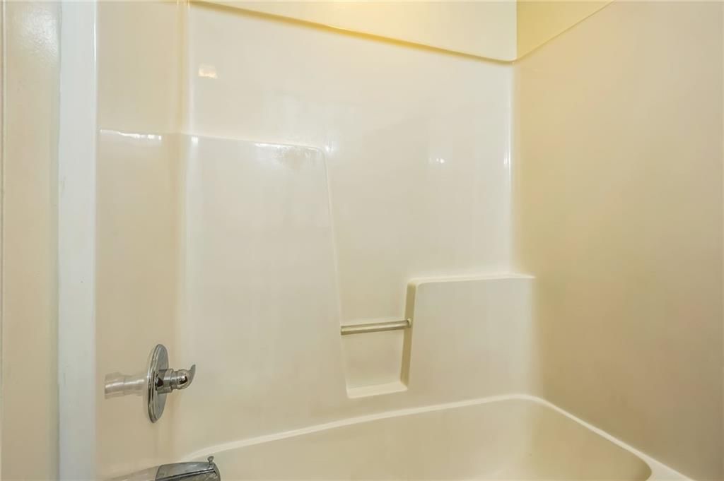 2617 Buehler Avenue — photo 36