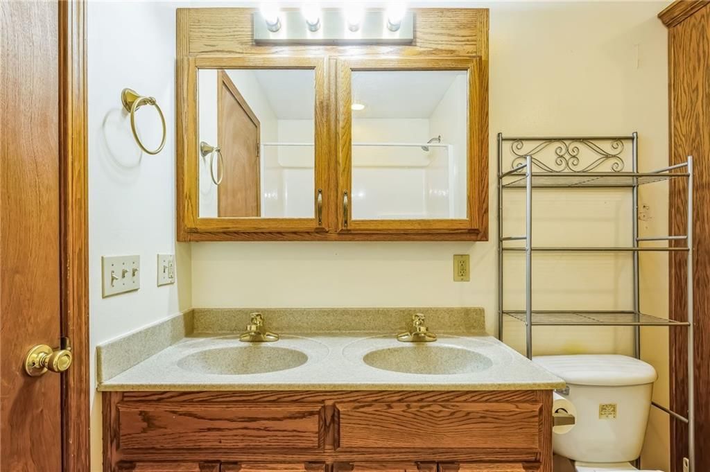 2617 Buehler Avenue — photo 37