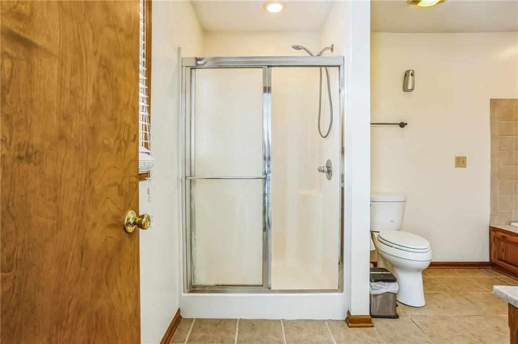 2617 Buehler Avenue — photo 38