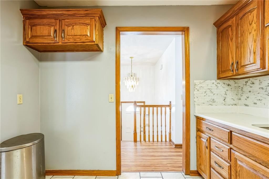 2617 Buehler Avenue — photo 10