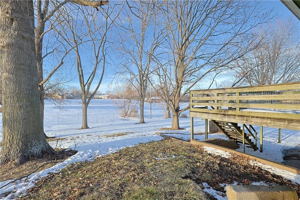 402 Frederick Drive — photo 16