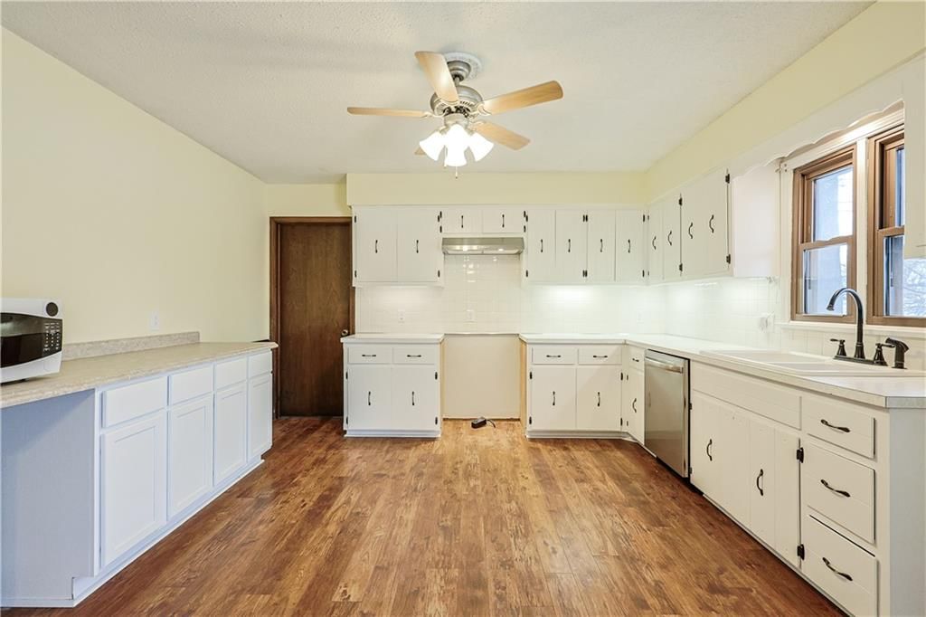 402 Frederick Drive — photo 27