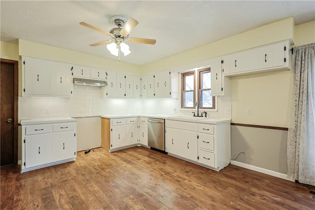 402 Frederick Drive — photo 28