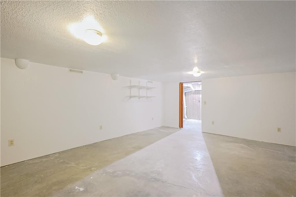 402 Frederick Drive — photo 48