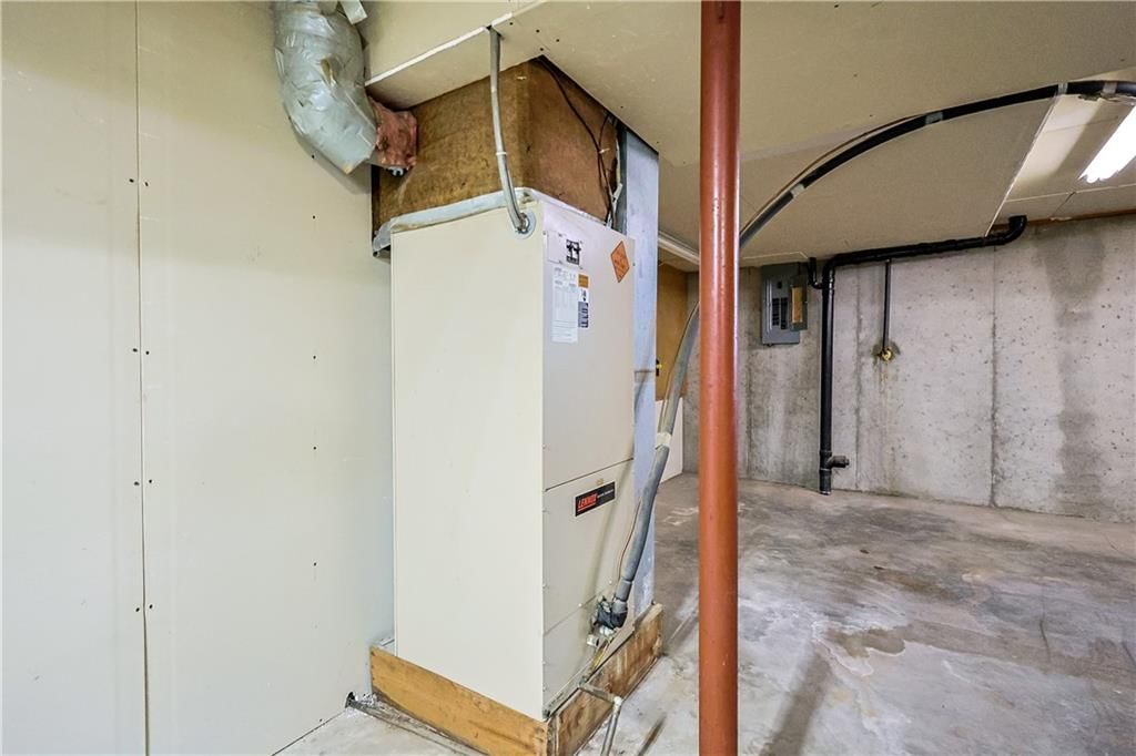 402 Frederick Drive — photo 52
