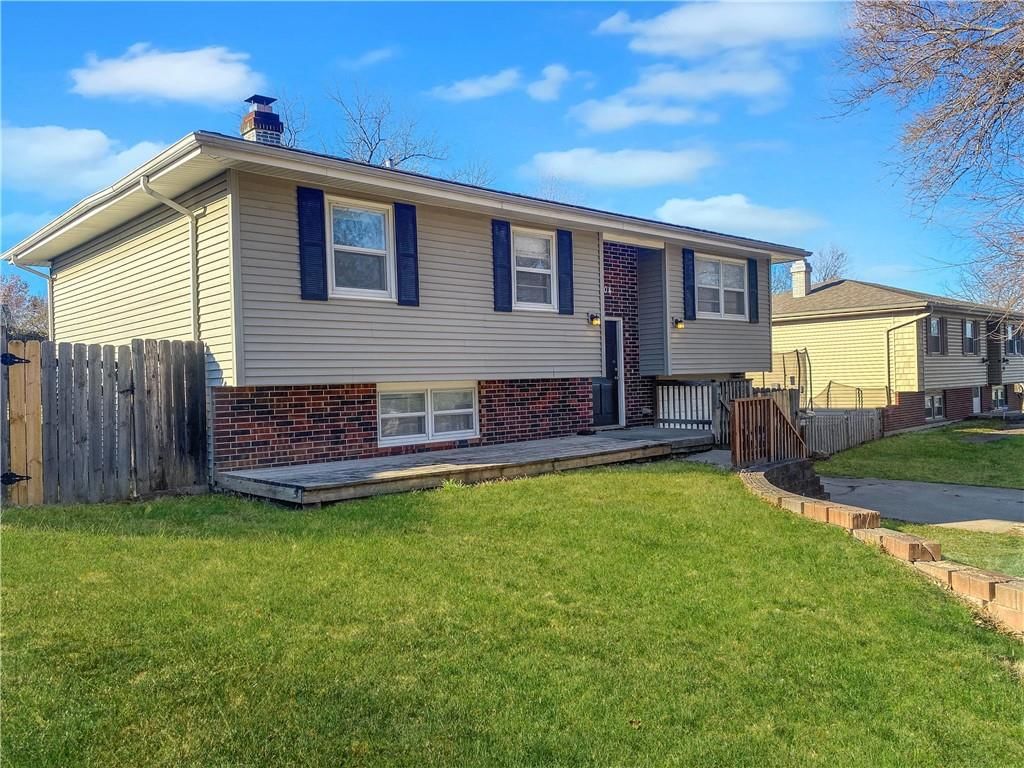 404 Grand Avenue — photo 2