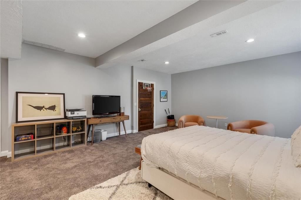 6205 N Mattox Road — photo 41