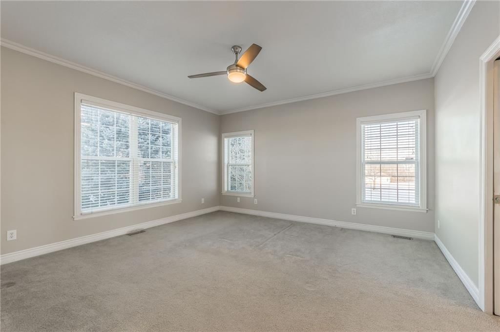 19225 Lane Tree Drive — photo 14