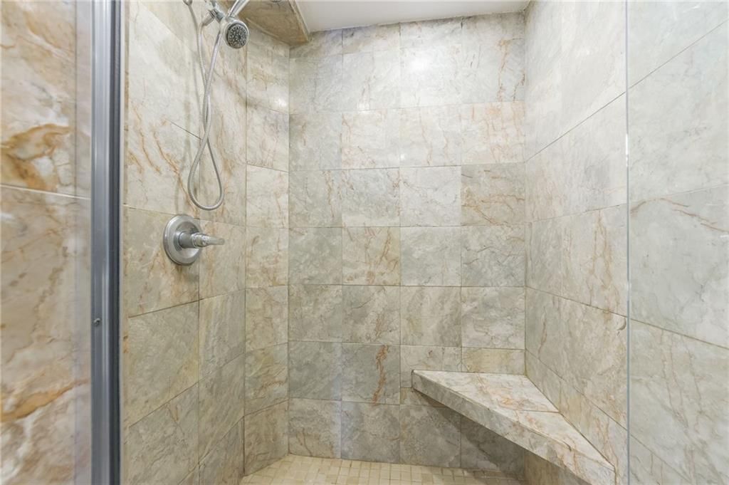 19225 Lane Tree Drive — photo 39