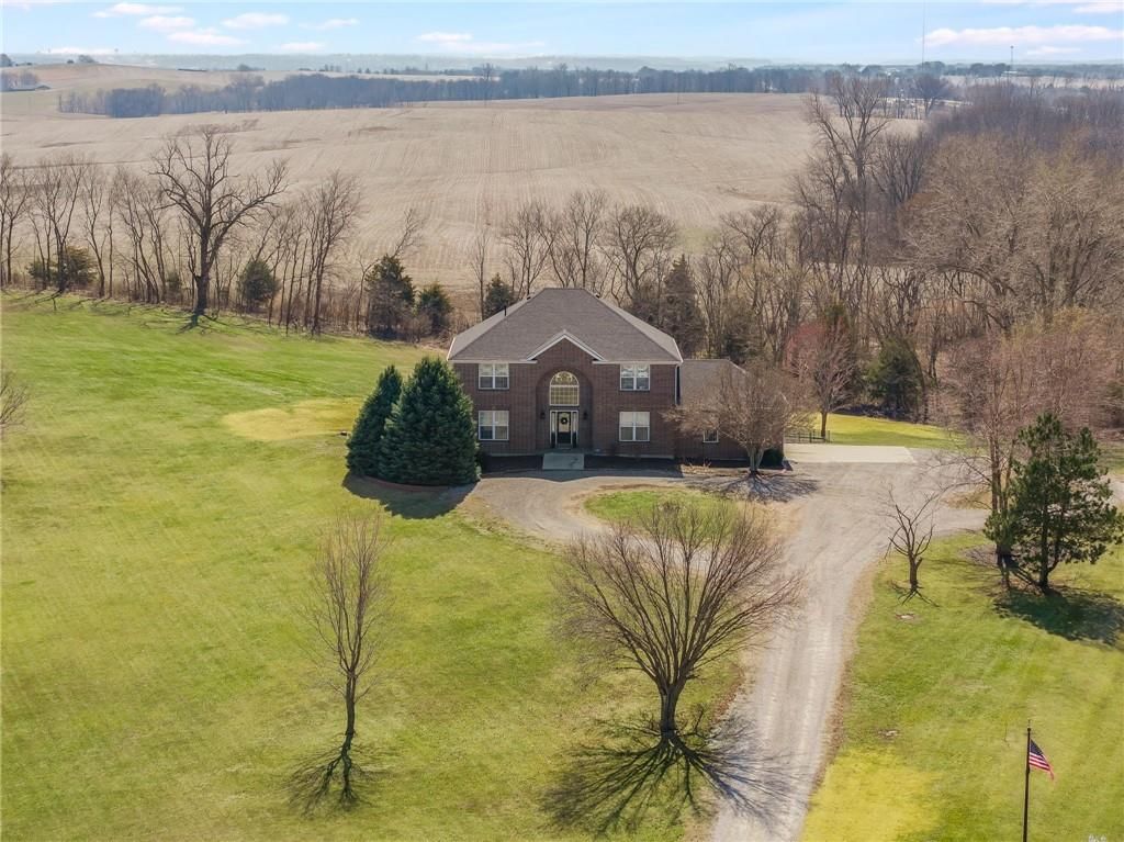 19225 Lane Tree Drive — photo 55