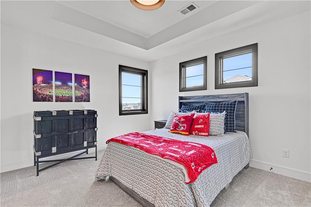 16900 Parkhill Street — photo 29
